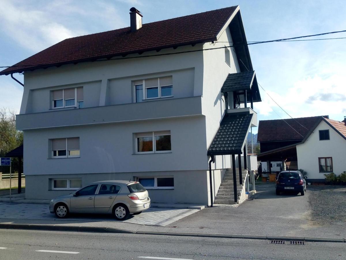 Apartman Gomirje Vrbovsko Exteriör bild