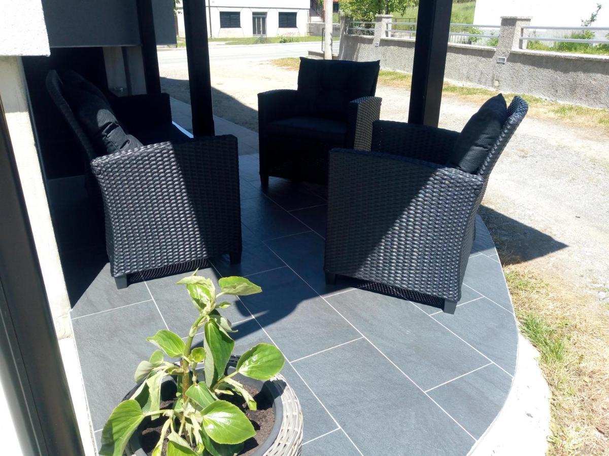 Apartman Gomirje Vrbovsko Exteriör bild
