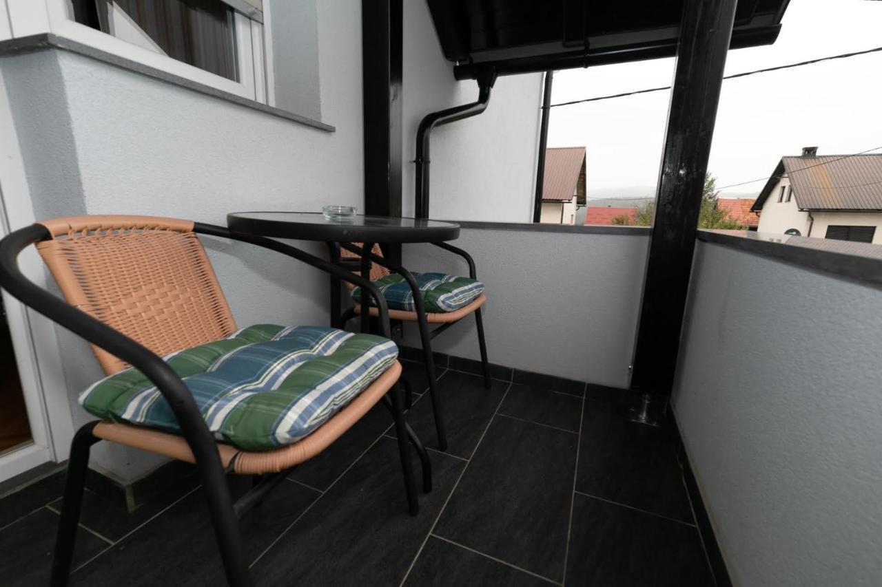 Apartman Gomirje Vrbovsko Exteriör bild