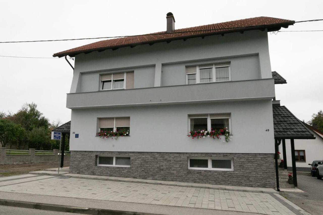 Apartman Gomirje Vrbovsko Exteriör bild
